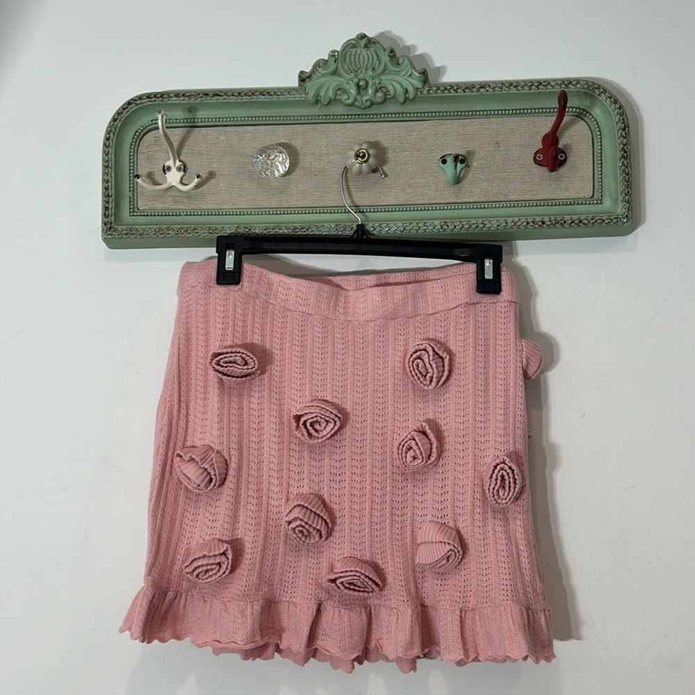 Sugar Thrillz pointelle knit mini skirt fabric rosebud appliques pluS SIZE XXL